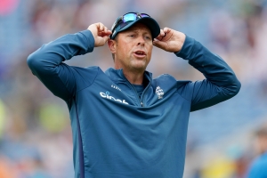 Marcus Trescothick: Disappointing opening day but England not dead and buried