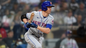 All-round deGrom dominates but exits early in Mets win, Tauchman does it again