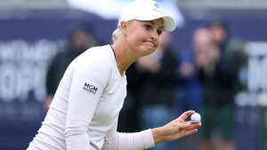 Nordqvist storms into Women&#039;s Open contention with superb 65