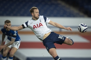 Tottenham monitoring Kane &#039;hour by hour&#039; before EFL Cup final