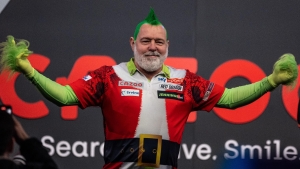 Peter Wright not expecting ‘monster’ Luke Humphries to win world title just yet