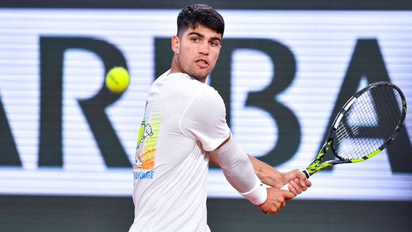 Alcaraz &#039;a little bit scared&#039; by ongoing arm problem ahead of French Open bow