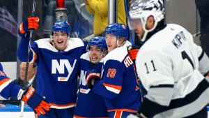 NHL: Islanders rally for overtime win, end Kings&#039; record 11-game road winning streak to open season