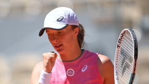 French Open: Defending champion Swiatek through but Andreescu suffers shock exit