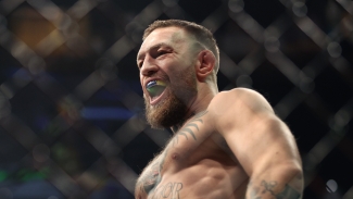 McGregor claims his shin was fractured before facing Poirier