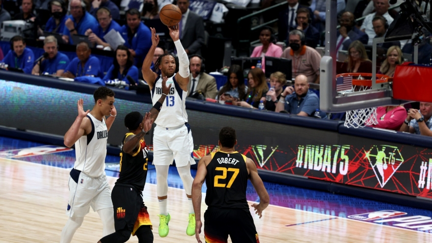 Jalen Brunson explodes for 41 points in Mavericks win, Embiid and Maxey prove too much for Toronto