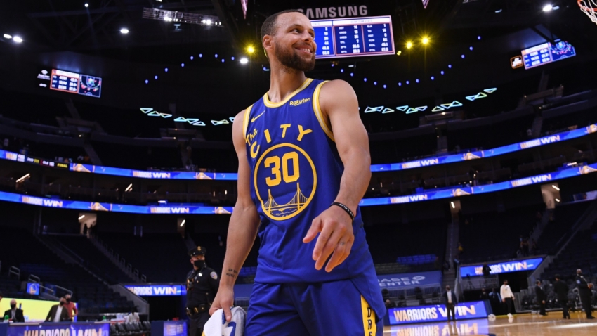 Curry&#039;s Warriors take down NBA-leading Jazz, Westbrook enters record books