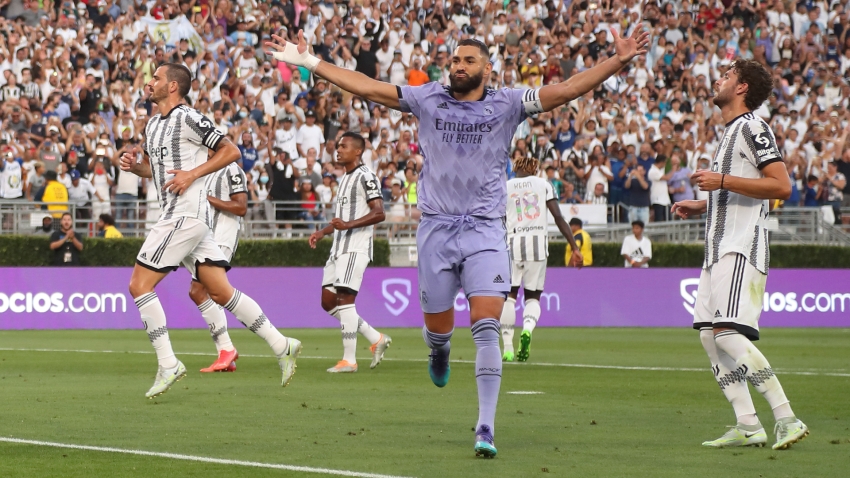 Real Madrid 2-0 Juventus: Over 93,000 fans pack into the Rose Bowl for Madrid show