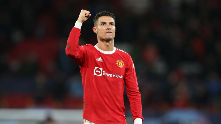 Ronaldo issues rallying cry to Man Utd team-mates – it&#039;s time to roll up the sleeves