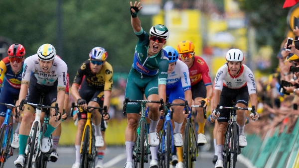 Jasper Philipsen sprints to fourth stage victory at this year’s Tour de France