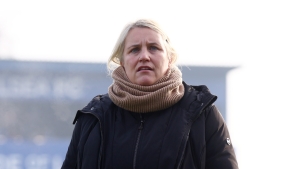 Hayes demands undersoil heating after Chelsea v Liverpool WSL game suspended after six minutes