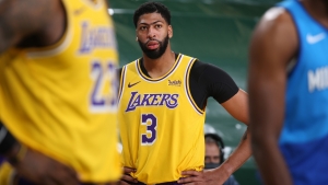 Lakers star Anthony Davis sidelined for at least two more weeks