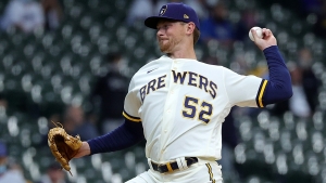 Brewers out-pitch Bauer and Dodgers, Mariners get gem from Kikuchi