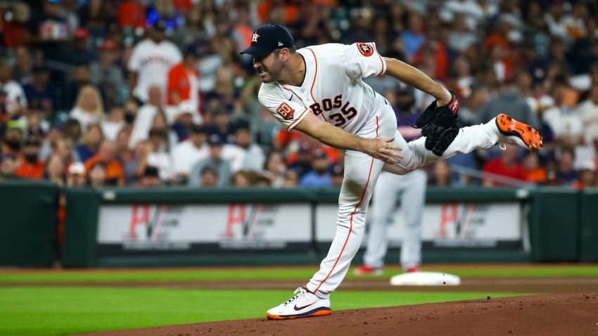 Verlander gives up no hits or walks in six innings of Astros win, Yankees beat the Mets