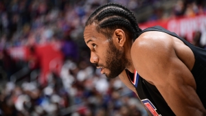 Clippers star Leonard says hopes of return for this season influenced contract decision