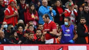 &#039;Never say never&#039; – Pivac not completely ruling out Jones Six Nations return