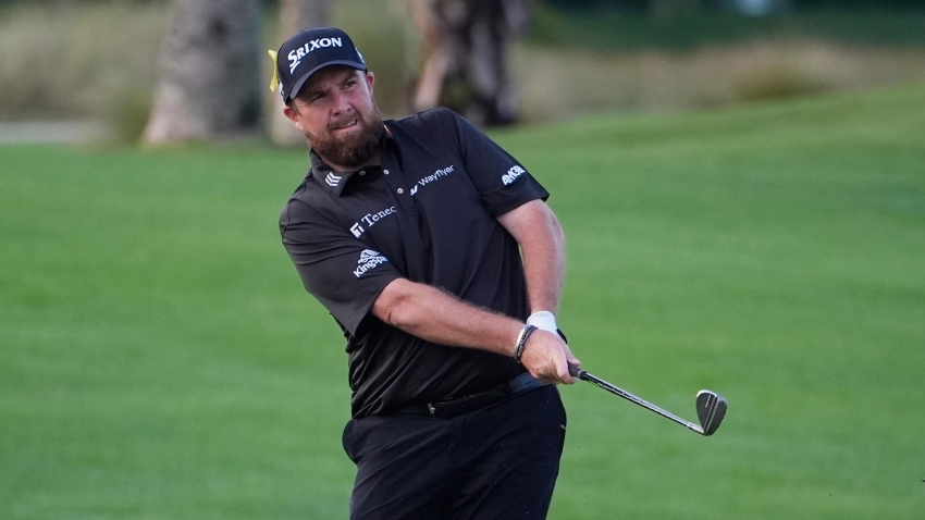 Wet weather suspends play in Florida with Shane Lowry three shots off the pace
