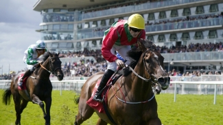 Dunum delights favourite-backers in Galway feature