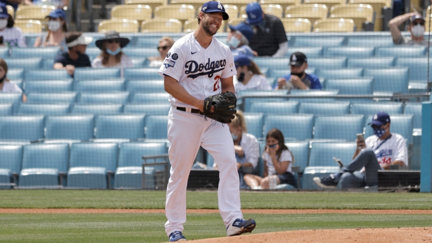 Kershaw outduels Scherzer as Dodgers sweep Nats, Phillies prevail in controversial fashion