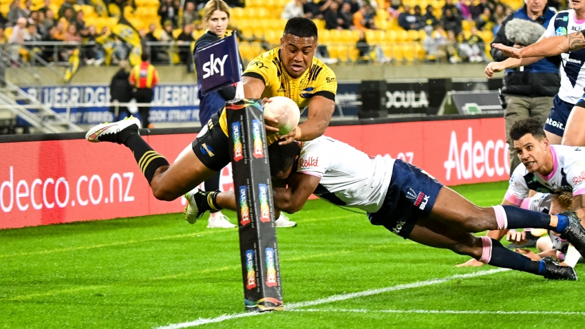 Super Rugby: Hurricanes hit five tries against Rebels, Force downed by Highlanders