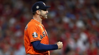 Astros pitcher Verlander declines player option and enters free agency