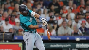 MLB: Julio Rodriguez sets MLB record with 17th hit in 4 games as Mariners stay hot on Saturday