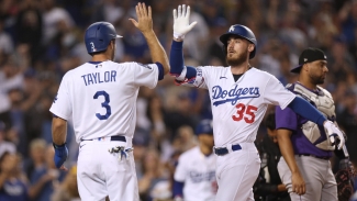 Dodgers make 113-year NL history with 110th win, Swanson lifts Braves past Mets