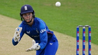 Amy Jones: England’s players will stay focused on India game despite WPL auction