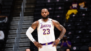 Lakers star LeBron James to be &#039;smart&#039; over injured ankle