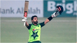 Rizwan hits maiden T20 century as Pakistan hold off Proteas