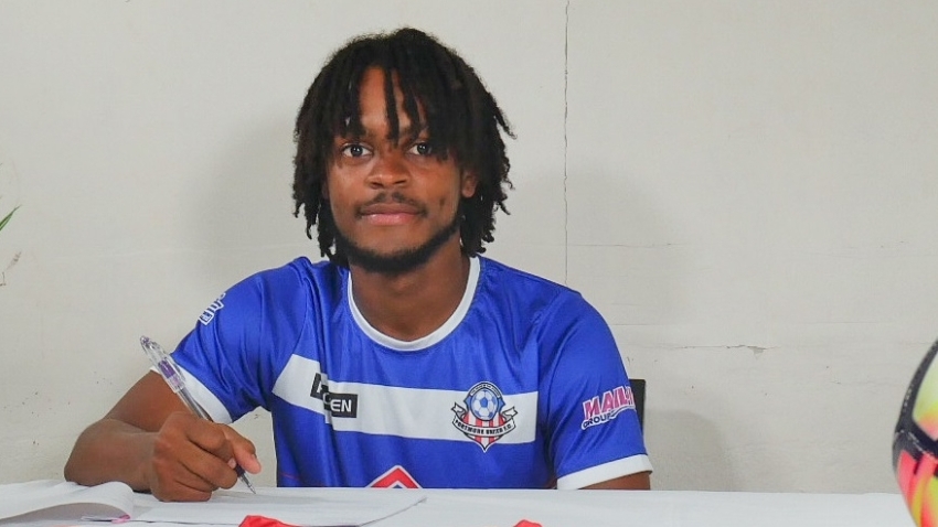 Alex Marshall joins Portmore United on a two-and-a-half-year contract