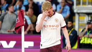 Kevin De Bruyne faces ‘few weeks out’ after suffering another hamstring injury