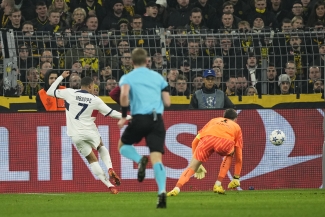 Warren Zaire-Emery sends PSG into Champions League last 16 after Dortmund draw