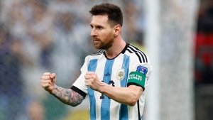 Boxing superstar Canelo issues Messi warning over alleged Mexico disrespect