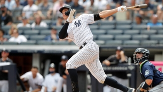 Yankees star Aaron Judge, Cardinals slugger Paul Goldschmidt win Hank Aaron Awards