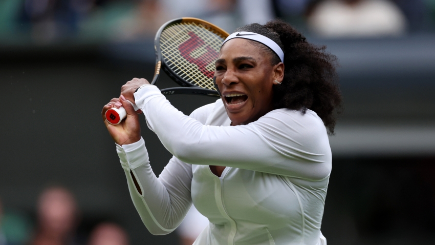 Wimbledon: Serena Williams stunned by Tan in three-set marathon
