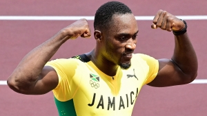 Jamaica&#039;s Parchment shocks USA favourite Holloway to take gold in 110m hurdles - Levy gets bronze