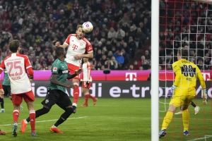 Harry Kane takes Bundesliga goal tally to 20 as latest double sinks Stuttgart