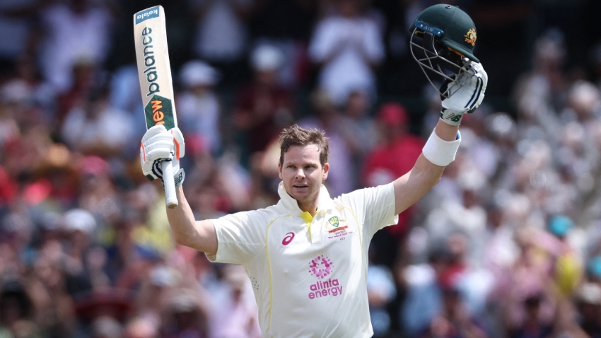 Smith signs up for pre-Ashes spell with Sussex