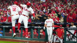 Schwarber hits another home run to help Phillies defeat the Padres in Game 3