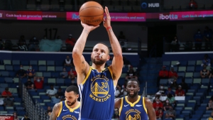 Curry enters NBA history books as Warriors superstar breaks record