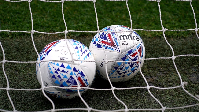 FC Halifax back in the play-off places after draw with Oldham
