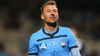 Adelaide United 1-4 Sydney FC: Le Fondre fires ominous top-six warning in A-League rout