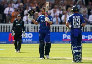 Dawid Malan century in England’s series-clinching win strengthens World Cup case