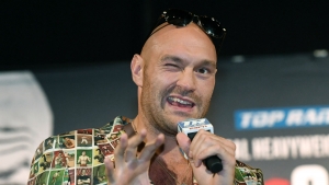 Fury questions heavyweight rival Joshua: He&#039;s got a confidence issue