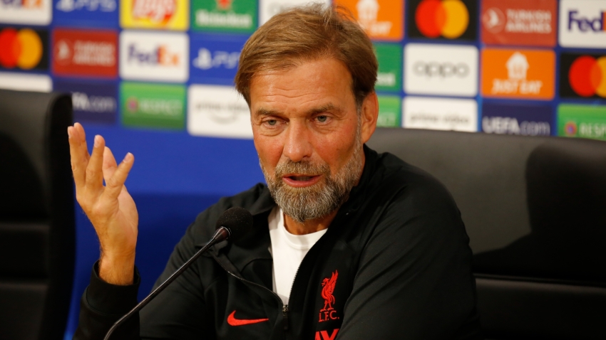 &#039;Embarrassing question&#039; - Klopp bemused at Naples dangerous city claims despite Liverpool fan advice