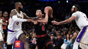 LeBron returns as Lakers lose to Bulls, Doncic faces ban as Mavericks suffer fourth straight loss