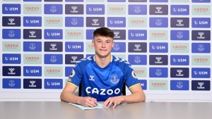 Everton sign Patterson from Rangers for undisclosed fee