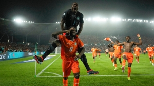 Franck Kessie keeps his cool to knock out holders Senegal on penalties