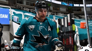 Patrick Marleau breaks NHL record for most games